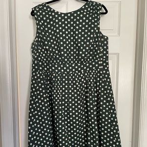 Emily and Fin size 1X Green with white polka dot dress.